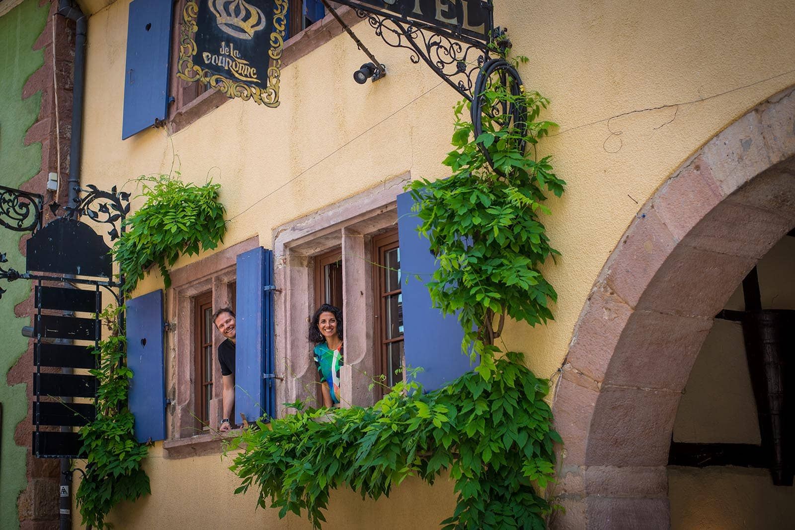 Hôtel La Couronne à Riquewihr, un hôtel de charme sur la route des vins d'Alsace, en plein coeur du vignoble et d'un village médiéval