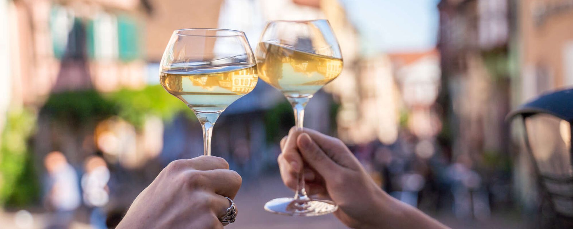 Hotel La Couronne in Riquewihr, ein charmantes Hotel an der Elsässer Weinstraße, im Herzen der Weinberge und eines mittelalterlichen Dorfes.